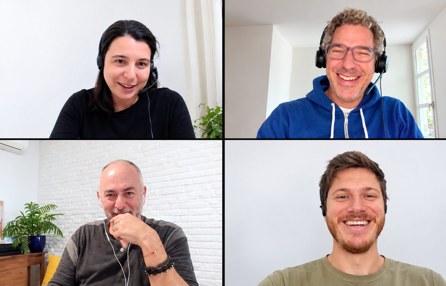 Alumnos sonriendo durante una clase de español en grupo online por Zoom